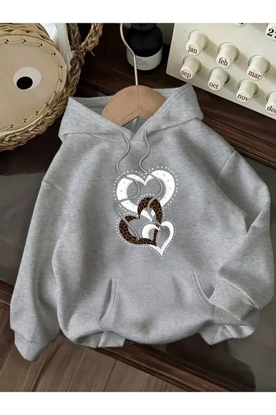 FUFLUNS Oversize Unisex Sweatshirt with Heart Print