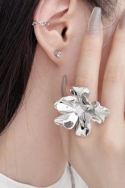 Mutenaura خاتم Vip قابل للتعديل على شكل زهرة