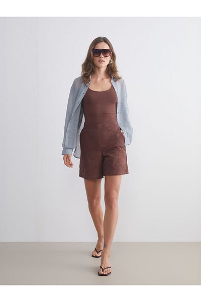 LC Waikiki Quality Parts from Celebi Store |   Brown Women's Shorts with Elastic Waist and Embroidery