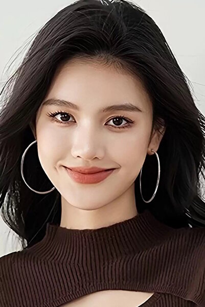 CAŞ DEKORASYON أقراط فضية اللون