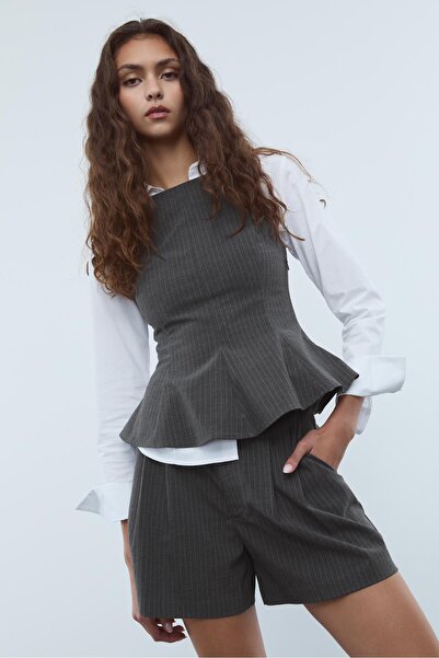 Stradivarius Çizgili Kolsuz Peplum Top