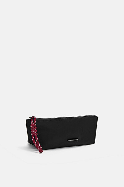 Pull & Bear Naylon detaylı kalemlik