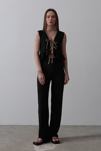 VAGGON Women's Black Front Tie Flounce Knitted Suit Vs00520