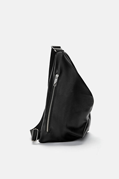 Pull & Bear Urban çapraz askılı çanta