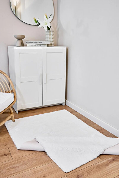 Apex Halı Beyaz Peluş Dokulu Kaydırmaz Dekoratif Halı