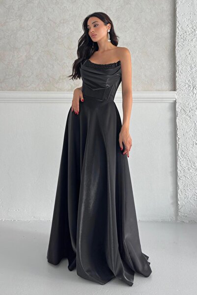 Serica Moda Siyah Taş İşlemeli Straplez Saten Abiye Elbise