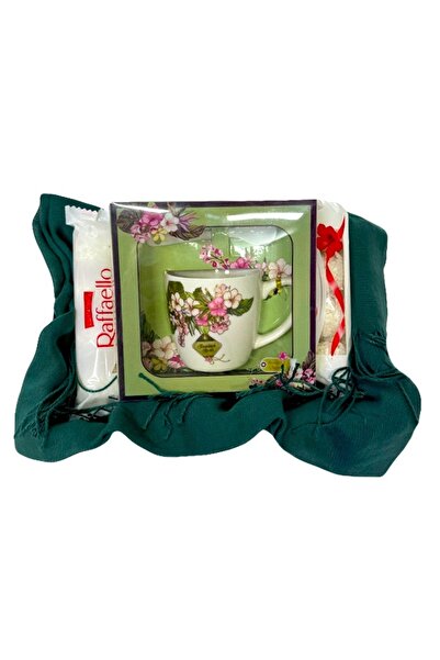 velve Boo Basket cu set cana si lingurita , Esarfa dama si praline Raffaello,...