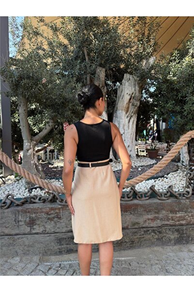 WeShaya Beige Pleated Skirt with Belt Accessories
