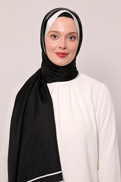 Levidor Siyah Şerit Detay Monogram İpek Şal
