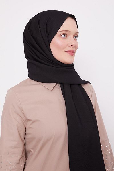 Levidor Black Leola Plain Shawl