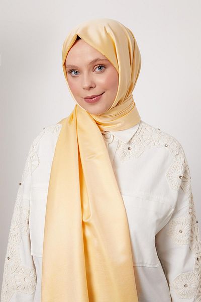 Levidor Yellow Silk Shawl