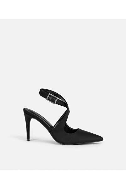 İpekyol Kristal taşlı çaprak bantlı topuklu ayakkabı