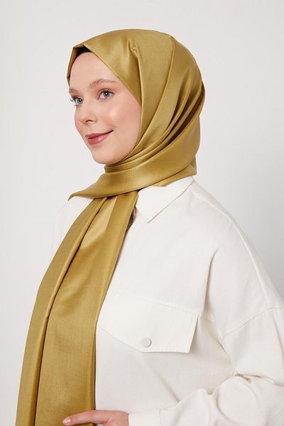 Levidor K.Green Silk Shawl
