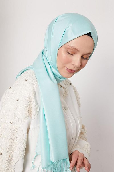 Levidor Turquoise Silk Shawl