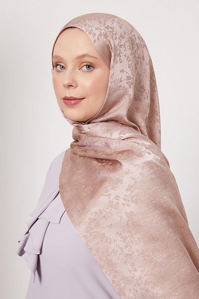Levidor Powder Flower Pattern Italian Jacquard Shawl