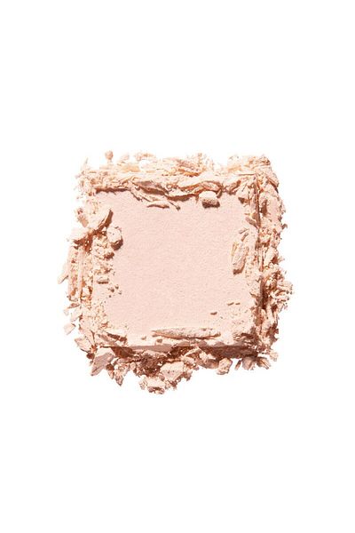 Shiseido Innerglow Cheekpowder Illuminating Blush 8 Hours Lasting Blush and Illuminating 4 Gr
