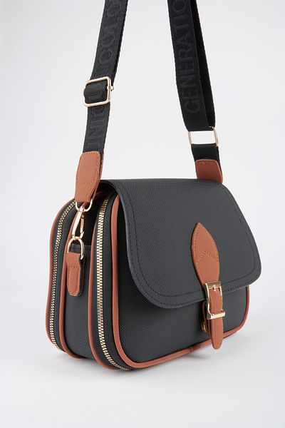 Vivaq Women's Clover Black-Tan 4-Pocket Zipper and Snap Closure Arm and Shoulder Bag