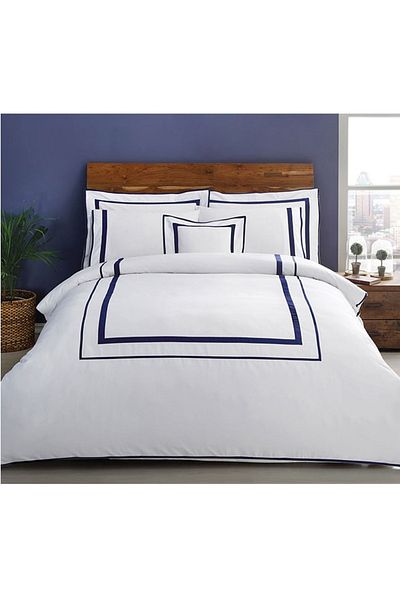 Valeron. Premium double bed linen set, Valeron, 7 pieces, La Reve, 100% Egyptian cotton, white/navy blue