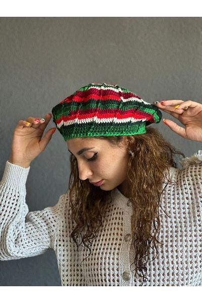 Gönülden Tasarım Hand Knitted French Painter Women's Beanie