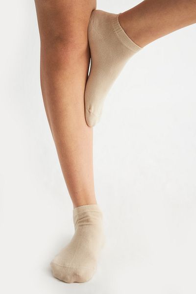 bamboo star Bamboo Women's Booties Plain White - Cream Socks Seamless Premium Boxed Pack of 6