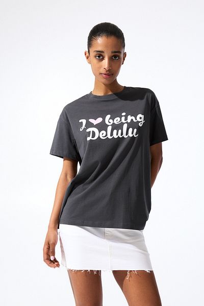 Pull & Bear Delulu graphic T-shirt
