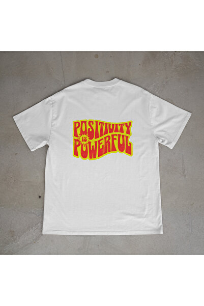 urbvn تي شيرت أبيض كبير الحجم مطبوع بتصميم إيجابي