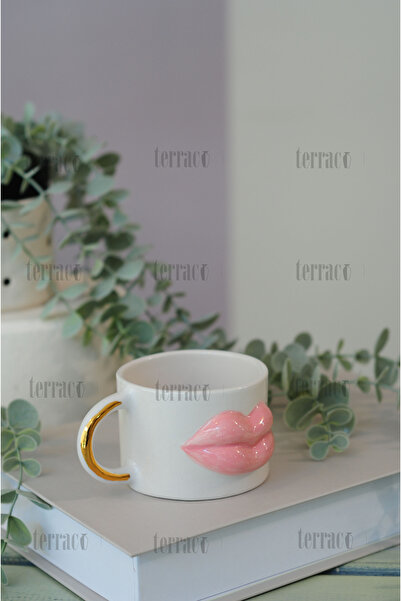 terraco ceramic Handmade Ceramic Pink Lip Mug with Gold Detail 1 Piece