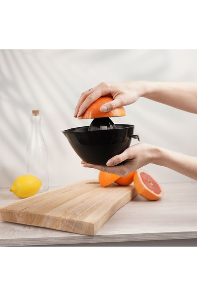 shumee Black citrus juicer