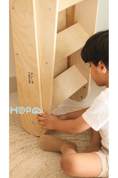 Hopa wood slide