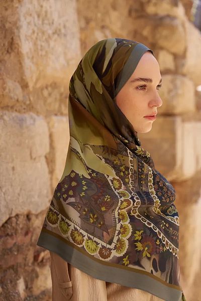 ED Scarf Sunrise Carnival Pattern Shawl - Green