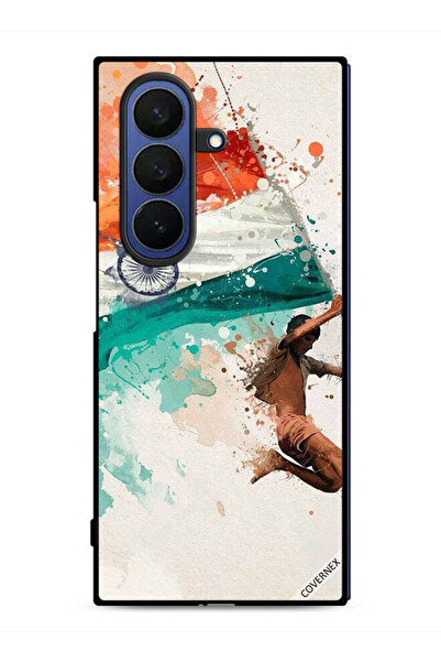 Covernex غطاء حماية لهاتف Samsung Galaxy Z Fold7 يحمل علم الهند أثناء الطيران