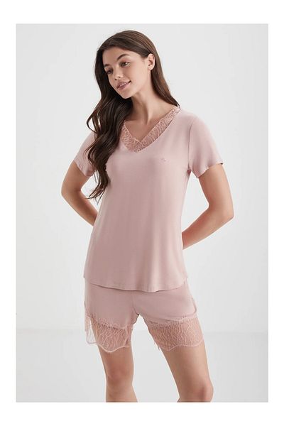 Penyemood Lace Detail V-Neck Short Sleeve Soft Textured Fabric Women's Shorts Pajama Set