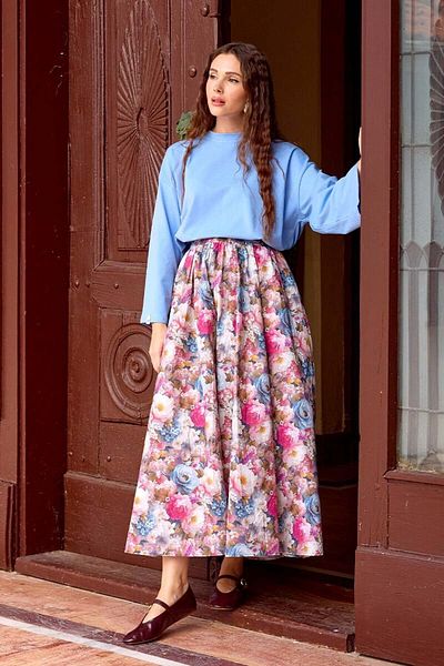 Ceylan Otantik Blue Body & Pink Rose Patterned Balloon Skirt Set
