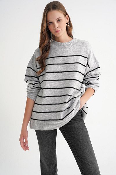 Mixray 6944 Women's Loose Soft Textured Striped Knitwear Sweater Gray