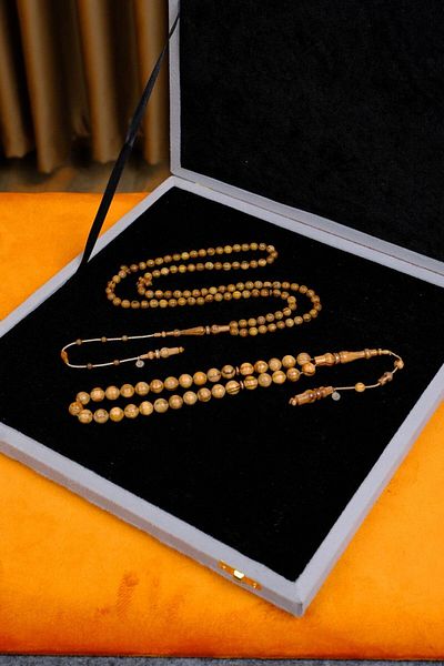 dergah tesbih Master Yusuf Cevher Öd Tree Collectible Prayer Beads (Set of 2)