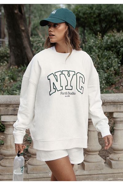 sole stories Divine Women's 100% Cotton Crew Neck Oversize Fit Long Sleeve White Printed Sweatshirt