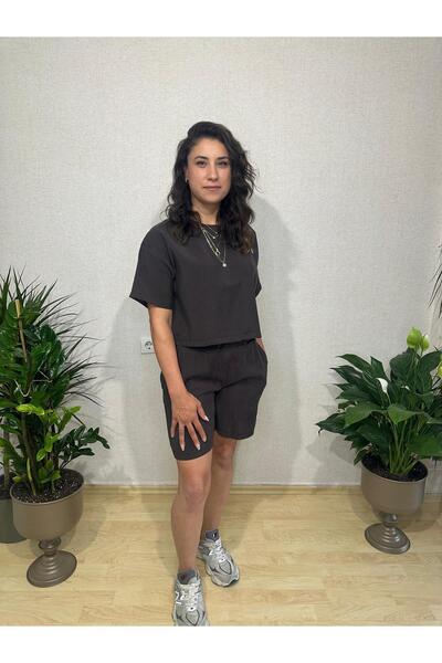 MU&ME BOUTİQUE طقم شورت + بلوزة بأكمام قصيرة