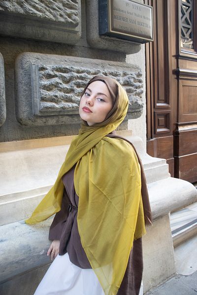 CHALE Pure Gradient Series - 100% Cotton Shawl