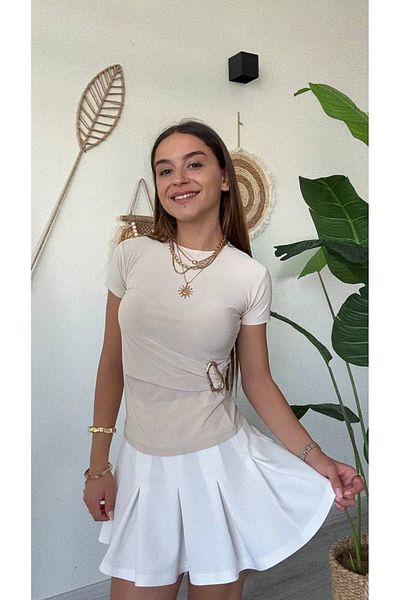 Butik Beyza Blouse with Side Accessory Detail