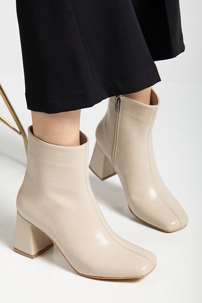 halabi moda Women's Beige Cream Square Toe Short Ankle Boots