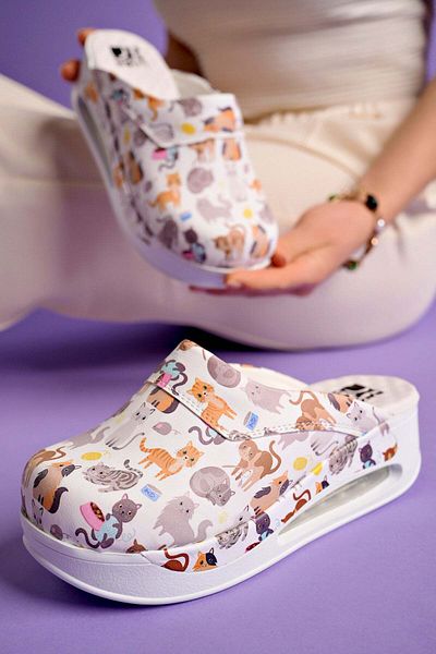 DRMOON Women's White Orthopedic Medical Clogs Airmax Animals