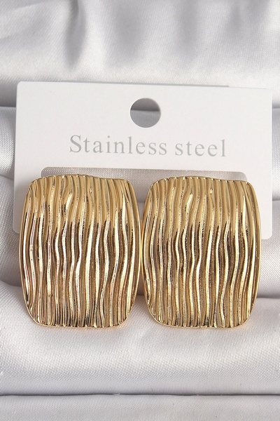 Clariss Brass Gold Color Embroidered Square Plate Model Women's Earrings