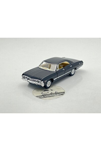 Kinsmart 1967 Chevrolet impala