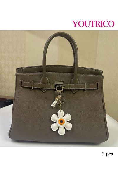 Youtrico 1pcs Leather Sunflower Cute Cartoon Bag Charm, Keychain