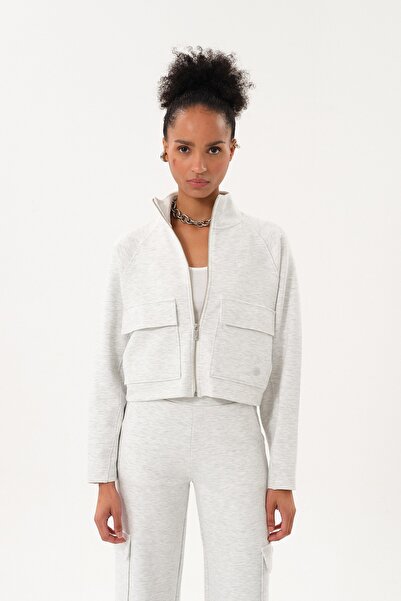 SPORTEMPT Kare Cep Detaylı Dik Yaka Kadın Fermuarlı Ceket Gri