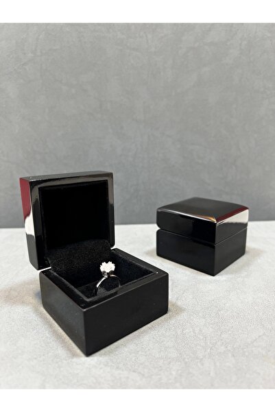 MeGass Dekor Ahşap Siyah Renk 5x5 Cm Tırnaklı Yüzük Kutusu