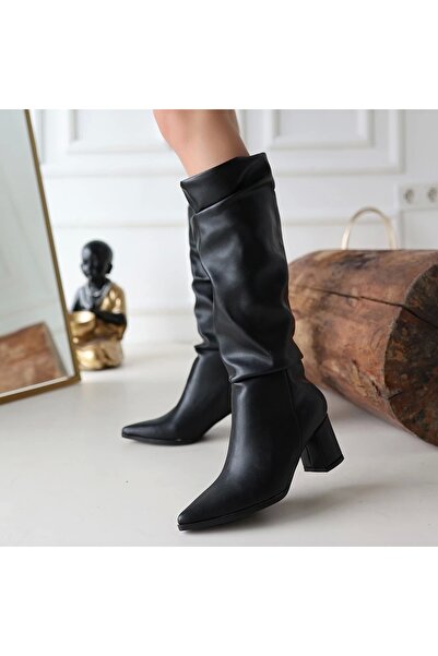 TBL DEKOR Чорні шкіряні черевики на підборах Pitay