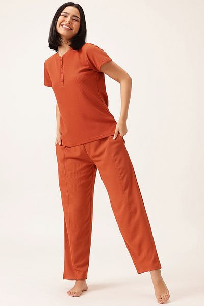 Clovia Chic Basic T-shirt & Pyjama Set in Brick Red - Waffle