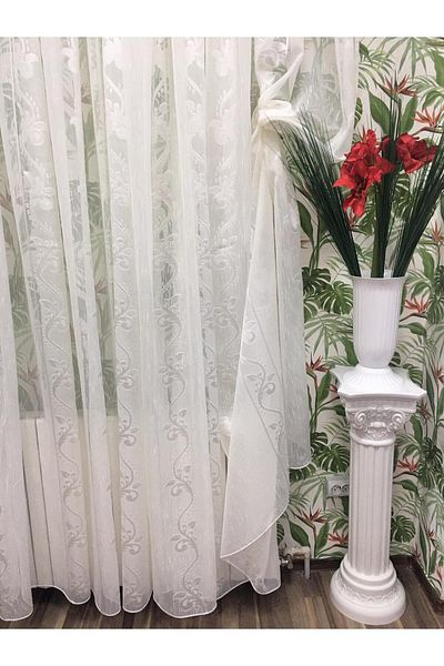 Liz Line Mechanically embroidered curtain, with fringe, various sizes, white, "Flower garland" by LizLine RD140