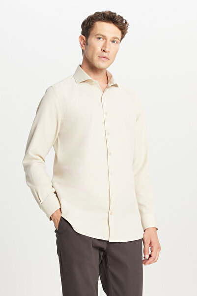 AC&Co / Altınyıldız Classics Erkek Bej Tailored Slim Fit Dar Kesim Küçük İtalyan Yaka Armürlü Oxford Gömlek